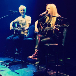 Ca sĩ Evan T,Avril Lavigne