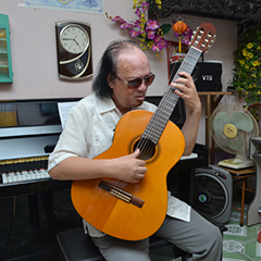 Guitarist Văn Vượng