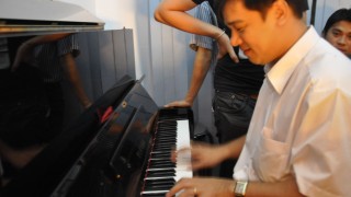Ca sĩ Hoàng Cường Pianist