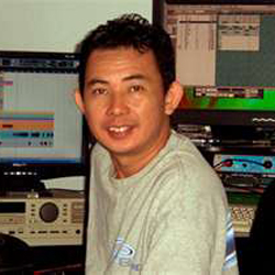 Ca sĩ Huỳnh Nhật Tân