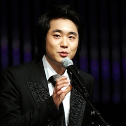 Ca sĩ Jo Sung Mo