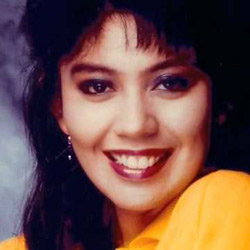 Ca sĩ Joanne Lorenzana