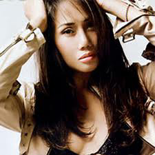 Ca sĩ Linda Trang Đài