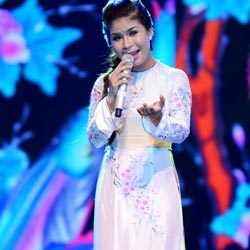 Ca sĩ Linh Hoa