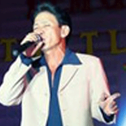 Ca sĩ Nhất Sinh