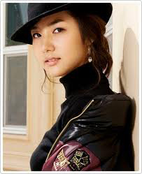 Ca sĩ Park Hye Kyung