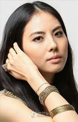 Park Ji Yoon